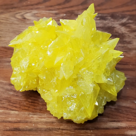 Sulfur Crystals on Matrix 0.61 lbs - Picture 14 of 17